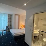 Am Schlosspark , Hotel Wiesbaden