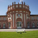 Am Schlosspark , Hotel 3*