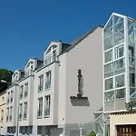 Am Schlosspark , 3* Wiesbaden