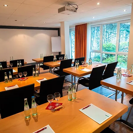 Am Schlosspark , Hotel Wiesbaden