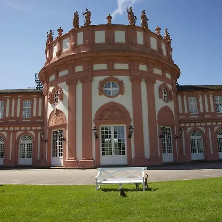 Am Schlosspark , Hotel 3*