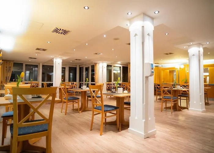 Szálloda Am Schlosspark , 3*