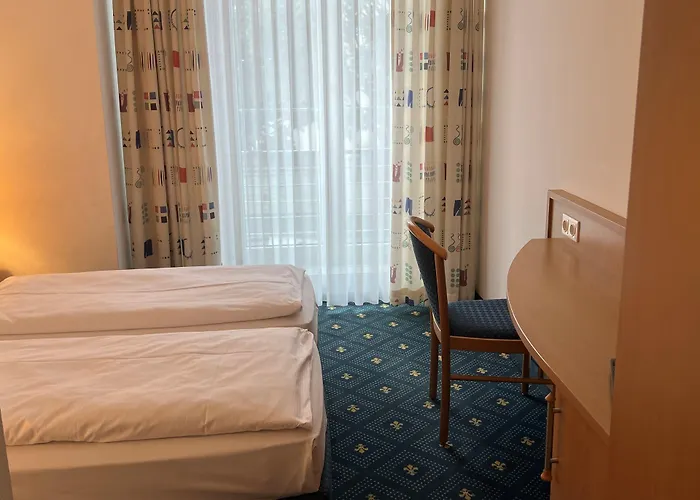 Am Schlosspark , Hotel Wiesbaden